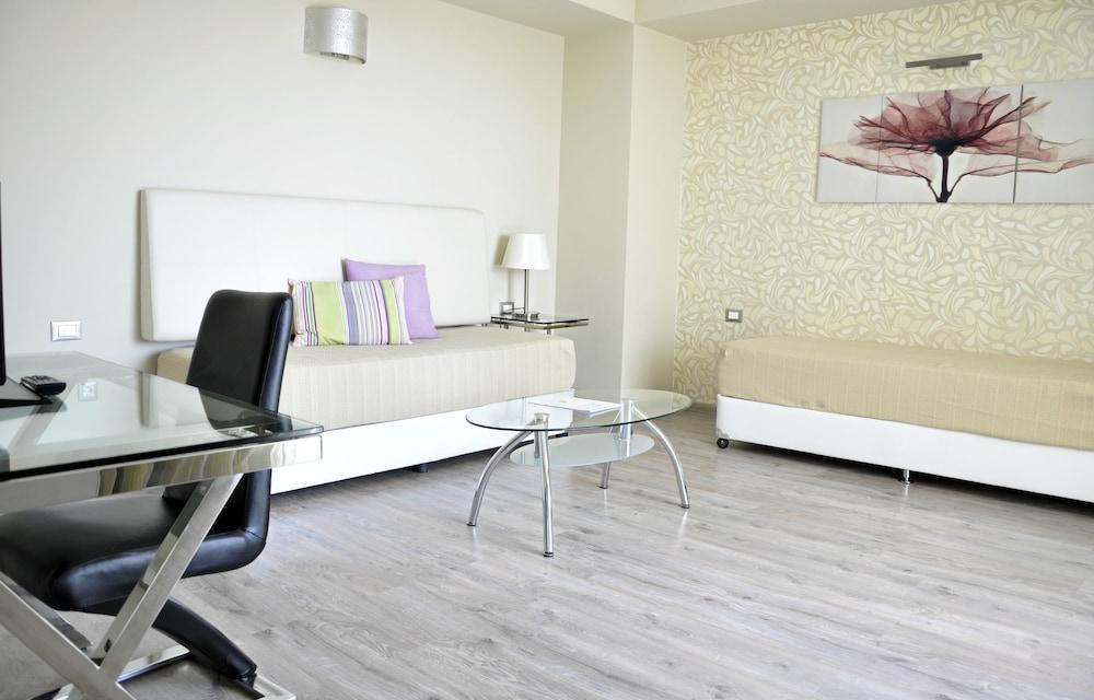 Atrium Platinum Resort & Spa Ixia  Ngoại thất bức ảnh